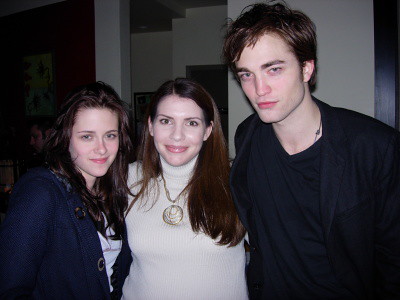 Stephenie com Catherine, Kristen e Robert 2283037911_56ec3e2888