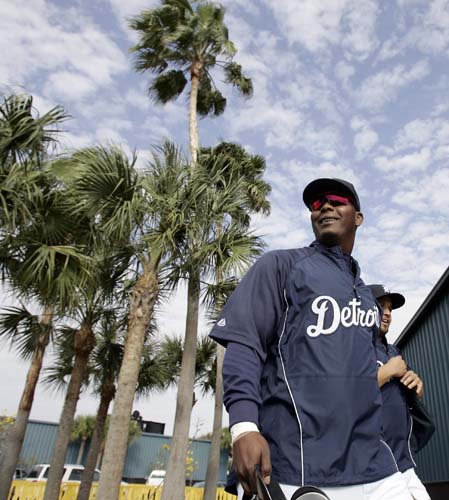 Spring Training Pics 2008 - Page 4 2280256512_275fb9de33_o