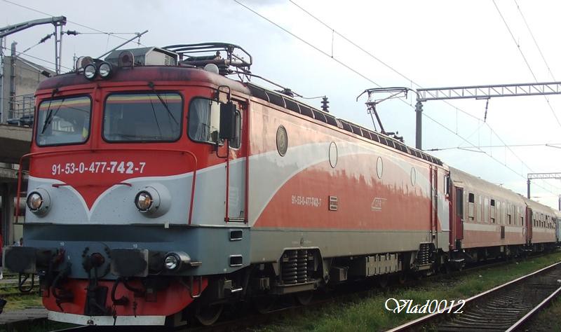 Poze locomotive clasa 47 - Pagina 2 5734793836_4f2416f220_b