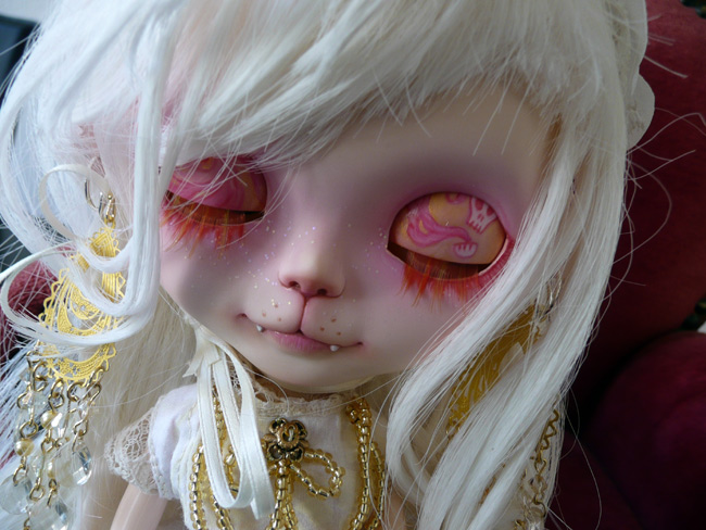 Blythe custom en ce moment sur ebay!! - Page 30 2406774105_2cf24ab4ed_o