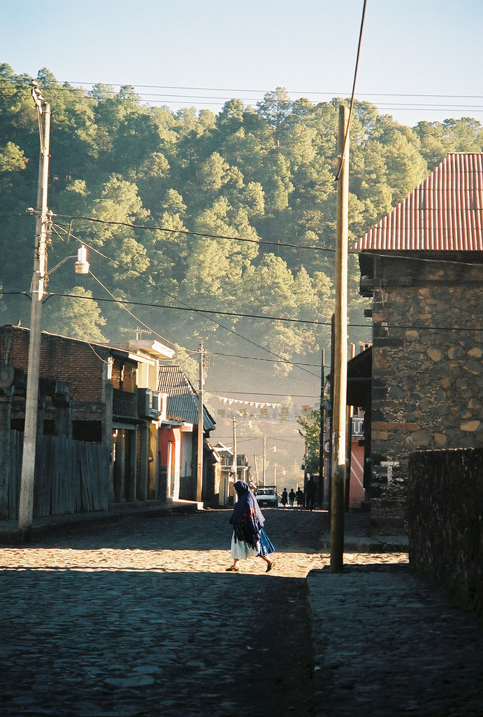 BELLISIMAS FOTOS DE ANGAHUAN; MICH 1934715152_5738fcf65f_b