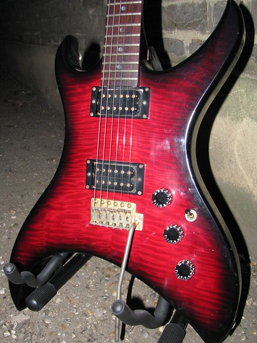 Electra "Lady" on Ebay, strange guitar! 2435145144_9b0f028034