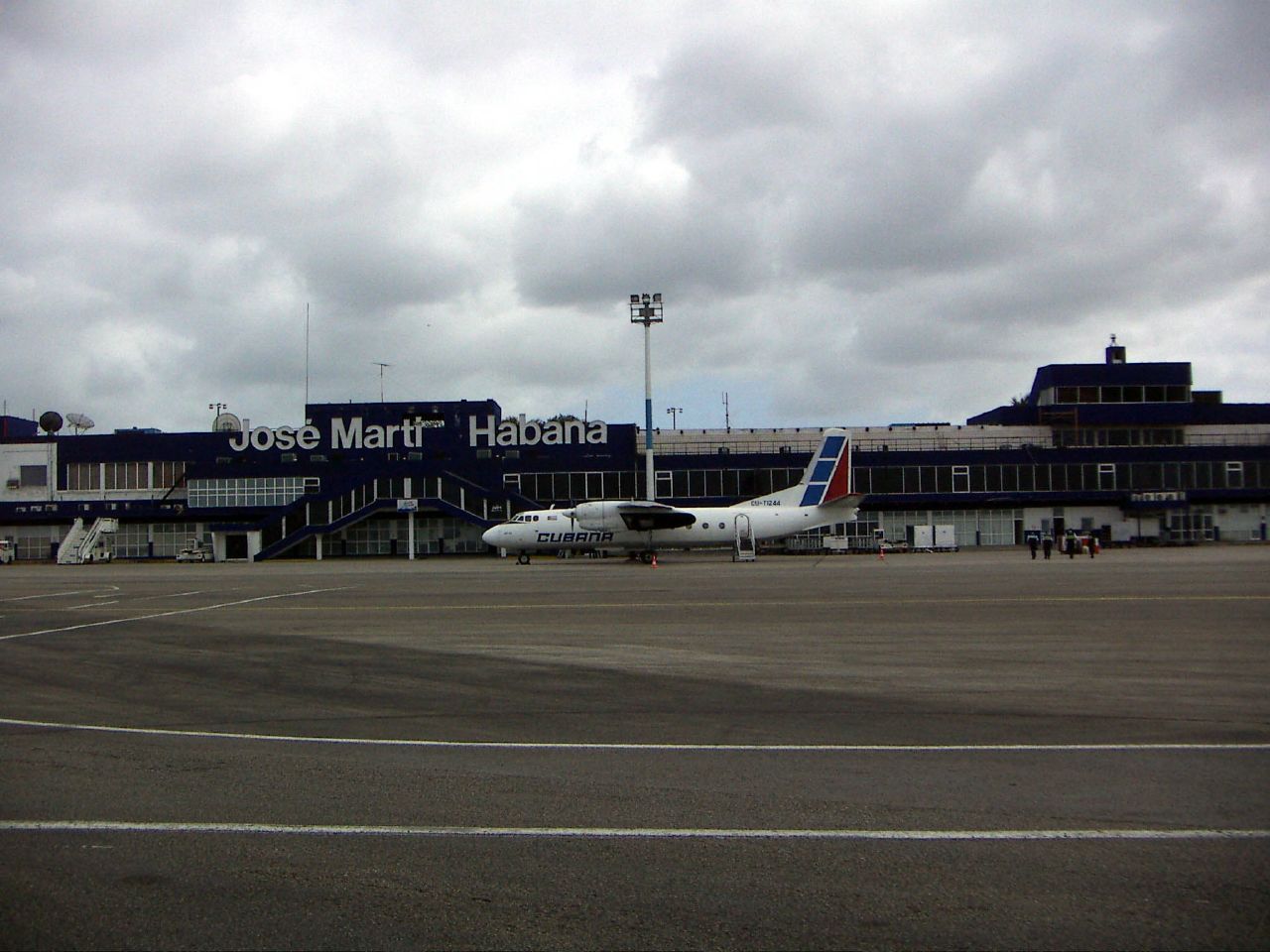 Aeropuertos en Cuba 2069801574_fbb04d7d9d_o