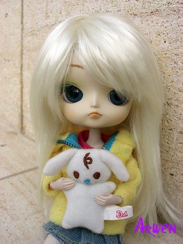 kairi con pelukita nueva (dal cinnamoroll) 4166315689_10c65a9e5d