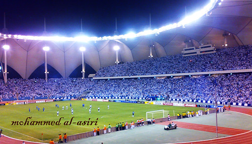 الهلال يكتسح الجميع بالصدارة 4141407173_17d1981585