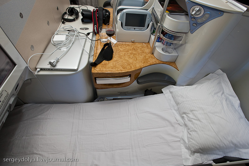 Airbus A380: 5-star hotel on wings 4132286236_621d8417ee_o