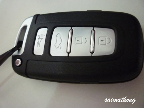 Auto Koup's Remote has key! 4138747354_3a9878b276_o