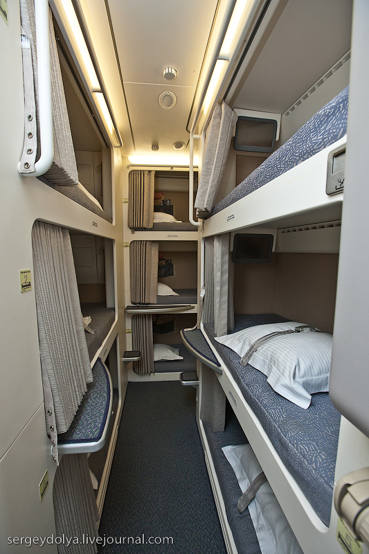 Airbus A380: 5-star hotel on wings 4131523753_b98787528d_o