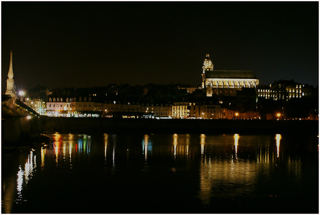 Pont Jacques Ange Gabriel et cathedrale de Blois 4072697121_bd7df48961_b