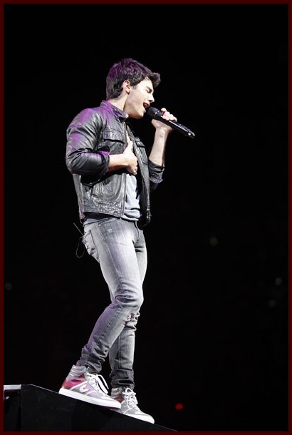 Jonas Brothers rockean en Milán, Italia FOTOS 4075833074_ac028f40c0_o