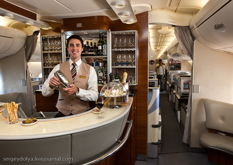 Airbus A380: 5-star hotel on wings 4132286418_b56ac22a55_o