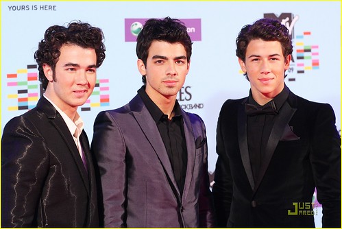 Jonas Brothers @ MTV Europe Music Awards 2009 4078181929_4e159cec2a