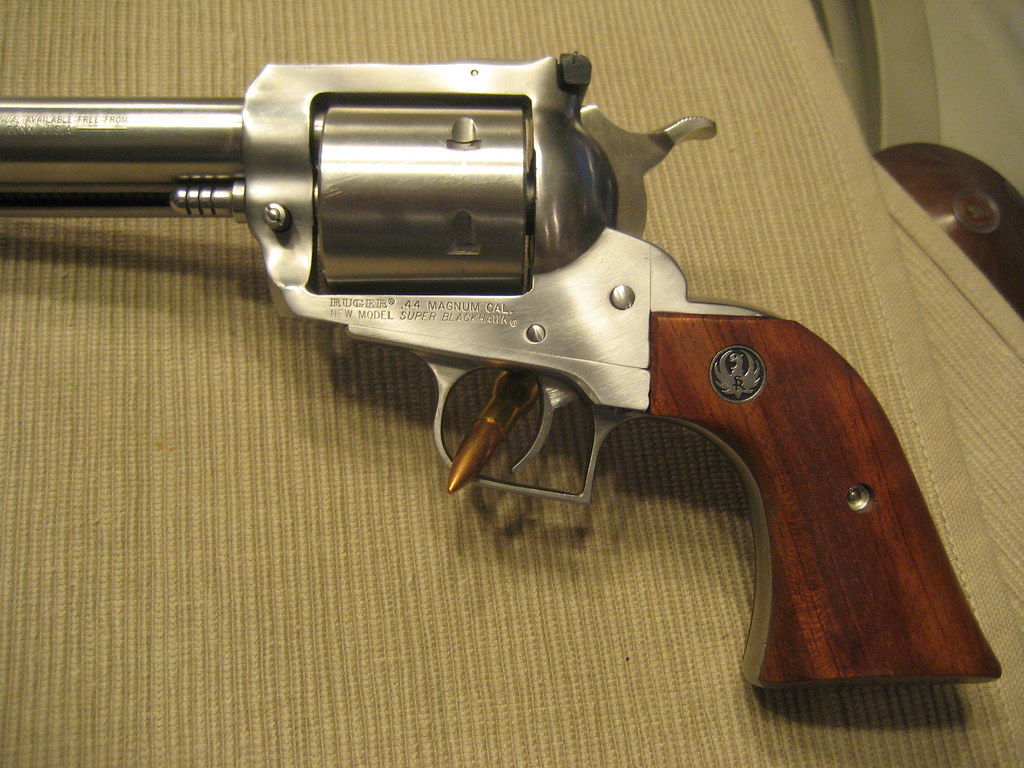 Ruger super blackhawk 44 magnum Want to trade/sell 4153433543_8827e822ff_b