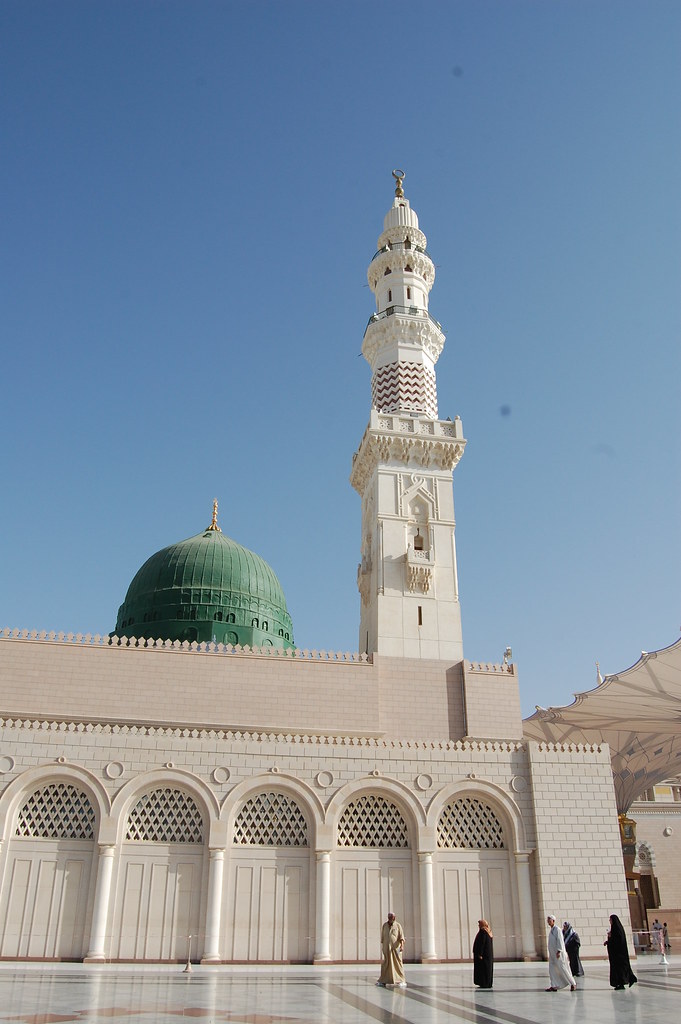 The Prophet's Mosque Al-Masjid Al-Nabawi - المسجد النبوي 4454949792_2db364a356_b