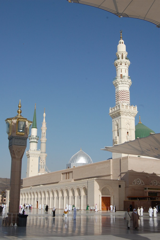 The Prophet's Mosque Al-Masjid Al-Nabawi - المسجد النبوي 4454947404_445e166253_b