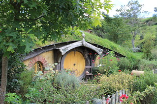 Les HOBBITS 12987488043_5ea6a75989_n