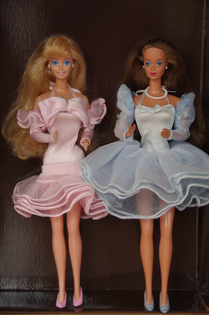 Les Barbies de Cendrine...  - Page 6 9697653193_6249d1f2ce_z