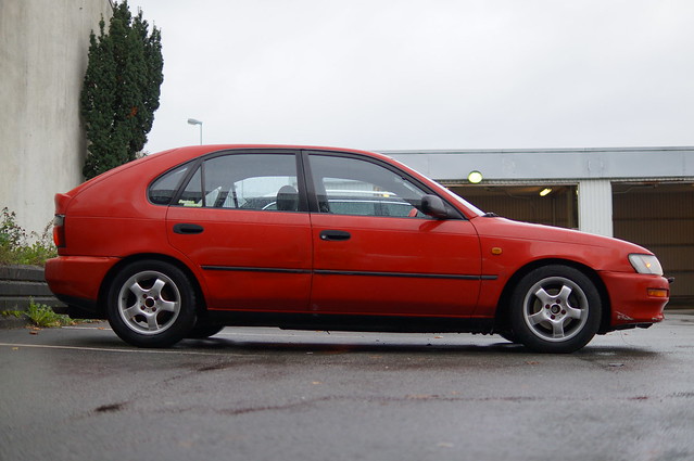 Finally lowered my car :P 9856927445_974c667880_z