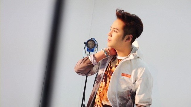 [Pics] BTS of JKS shooting FERRINO 2014 SS 13241110643_c175448882_z