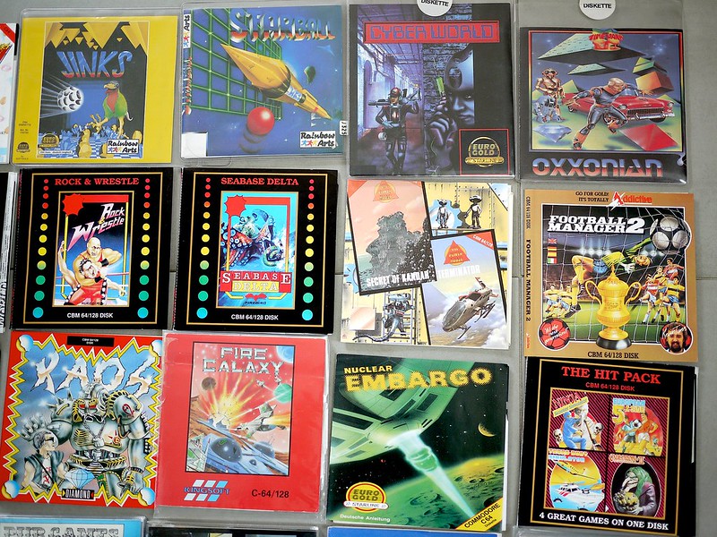 [VENDU] LOT 30 jeux DISK - Commodore 64 9815181355_7796ca59cb_c