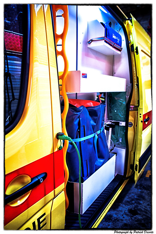 Braine-Le-Comte : nouvelle ambulance Mercedes Sprinter pour le Service Incendie 12949855804_1739798778_c