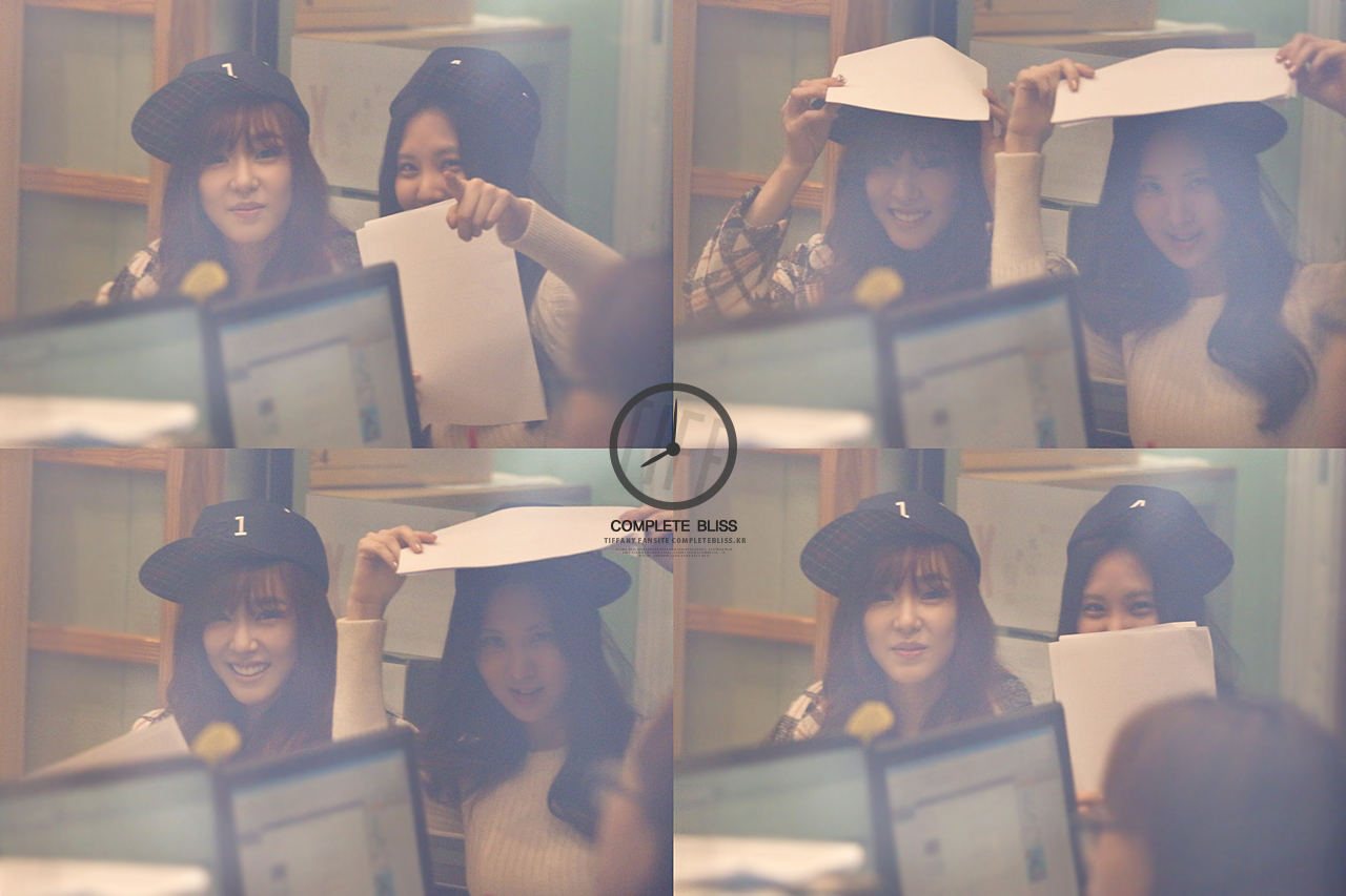 [PIC][29-10-2013]SeoHyun và Tiffany xuất hiện tại "KBS Cool FM Radio Jo JungChi & Harim 2 o'clock" vào trưa nay 10900106386_b3baa87f44_o