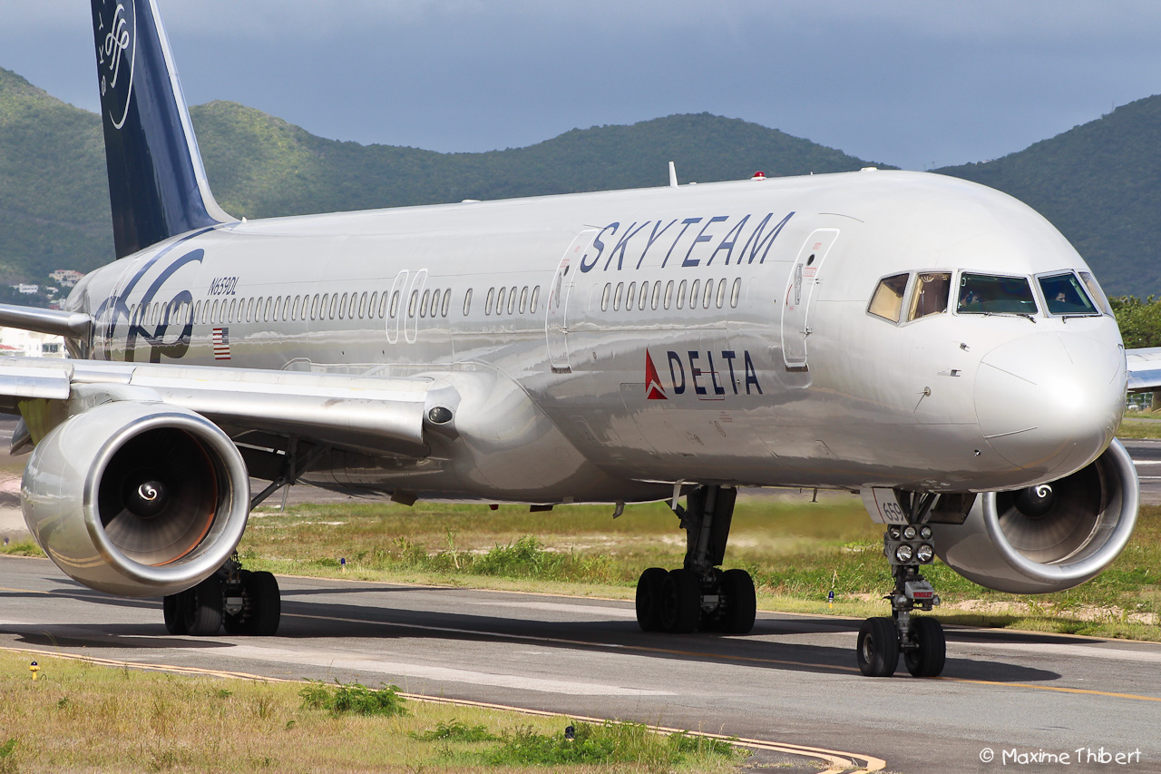 [TNCM-SXM] Spotting à Princess Juliana Intl  10007471544_873f2fa335_o