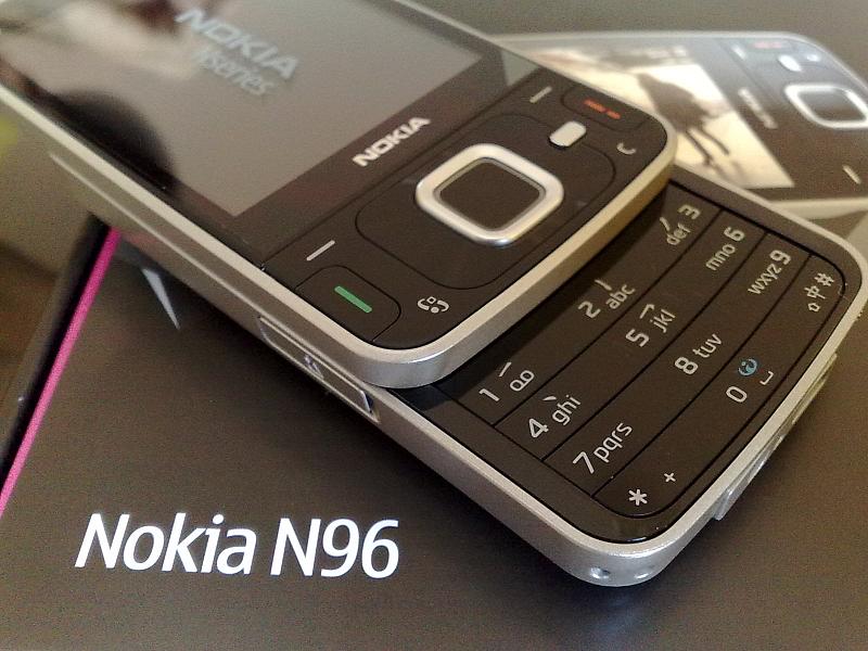 أسطورة نوكيا .. Nokia N96  اكتشفه أكثر ! 2909863783_68e821c1c3_o