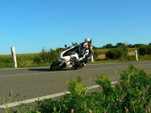 [COMPTE RENDU] Vos plus belle photo sur une route..... en Vendée biensur.. 2009 2735592915_16f76ec051