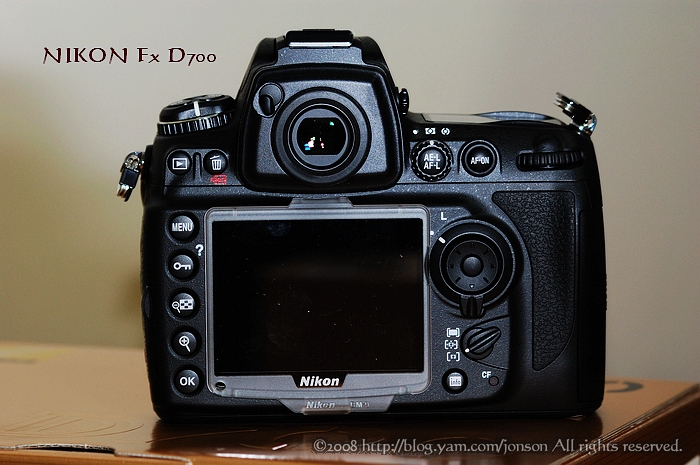 NIKON的三國鼎立 D3/D700/D300,你買了嗎?  1+1=90 2928753945_f9eee0563b_o