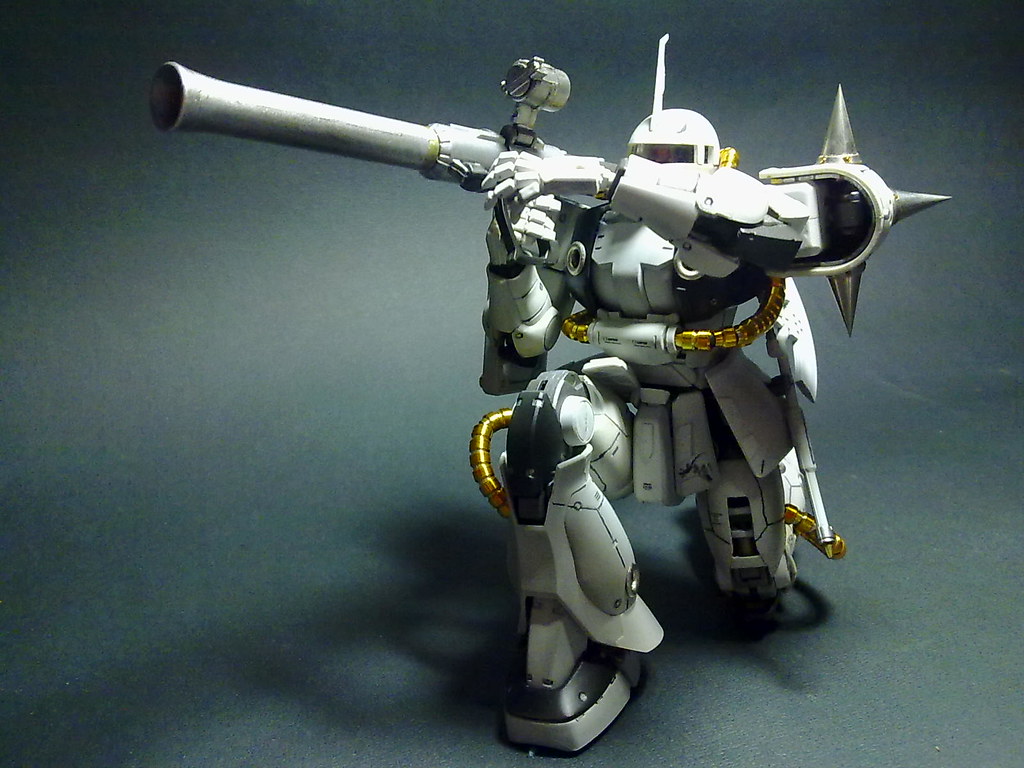 MG White Ogre Zaku Ver.Don  5712621054_854350313e_b