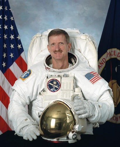L'astronaute Joe Tanner prend sa retraite 2835120467_3b2fa61804