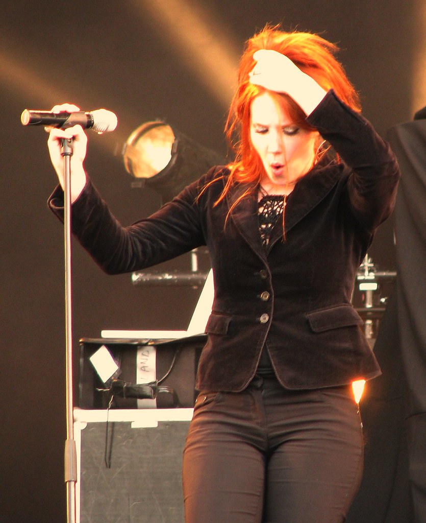 Fotos de Simone Simons - Página 2 2962515151_653221188f_b