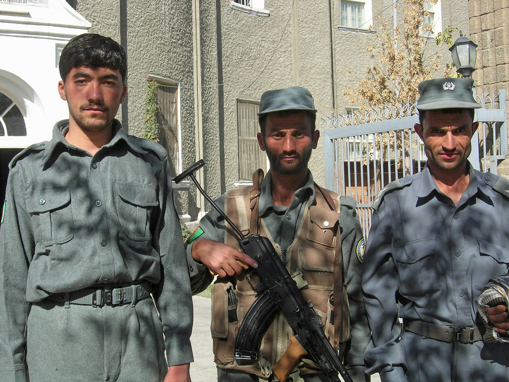 صور الحرب فى أفغانستان ................. 3068091704_1209a998b8_b