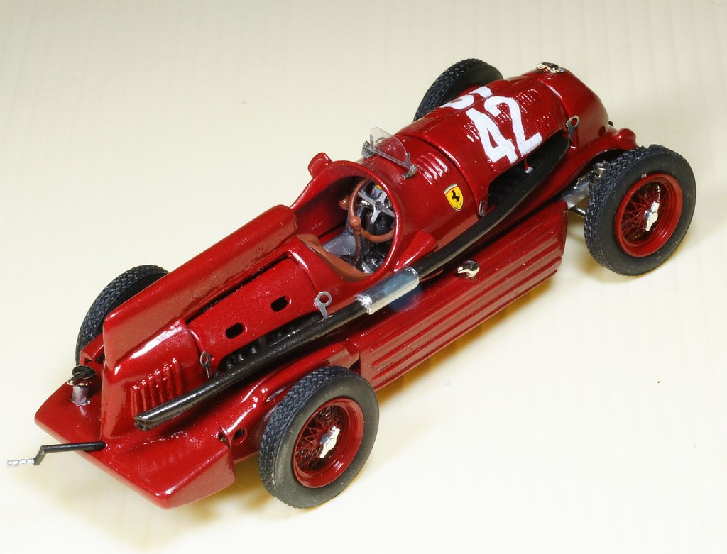 1/43 Alfa Romeo 1935 Bi-Motore 2396283402_e94b72a915_b
