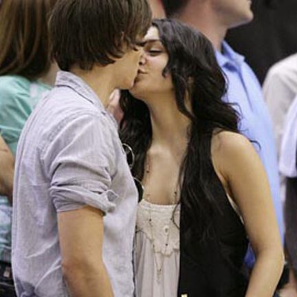 Zac Efrom y Vanessa Hudgens se casan! 3340976997_9c89f9644f_o