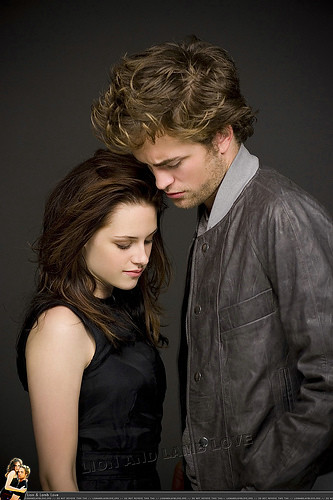 صور رومانسية لفيلم TWILIGHT 3189185476_f12d62055f