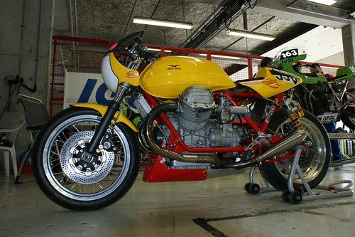 Guzzi... juste l'essentiel des Café Racer - Page 30 3450258084_650f14c4a6