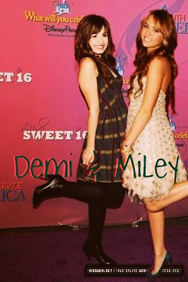 Demi i Miley 3223205513_4af4e5104a