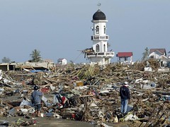 Nederland helpt bij rampenbestrijding Indonesië 3219963913_814cea499e_m