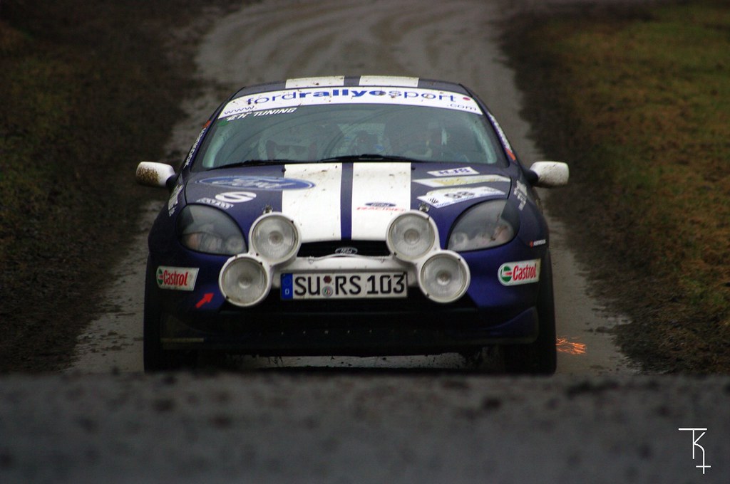 Reportajes Fotograficos (Ford Puma's de miedo) 3260980923_9438e3f65c_b