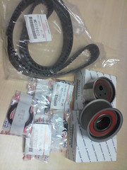 Harga RUNTUH !!! Timing Belt set 3873089672_feb469114f_m