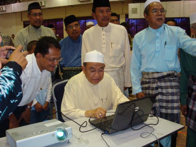 web mypbm dirasmikan oleh Dato' Mufti Perak 3821964976_a6218ea224_o