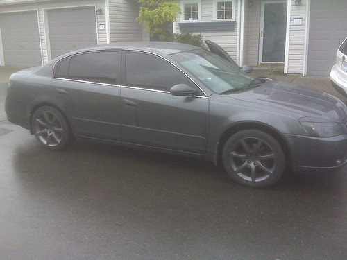 Rims are on the car! 3495373213_ce0b8f7148