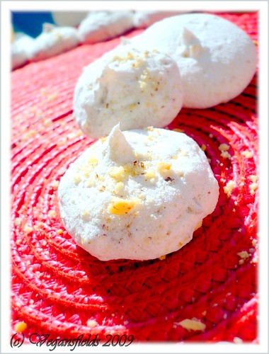 Un produit vegan pour faire des meringues !!!! 3321581033_2b4a65183d