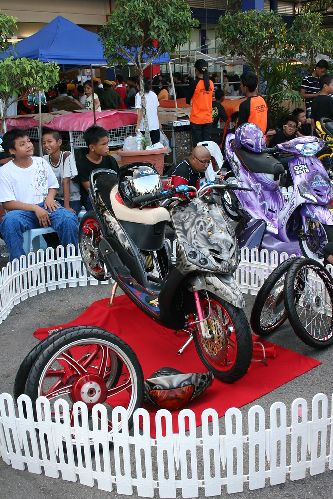 Autoshow Anjuran Zodiex Sibu - Page 2 3644452738_855bc50a2c_b