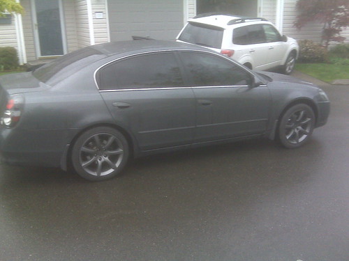 Rims are on the car! 3496185730_ca68ac325f