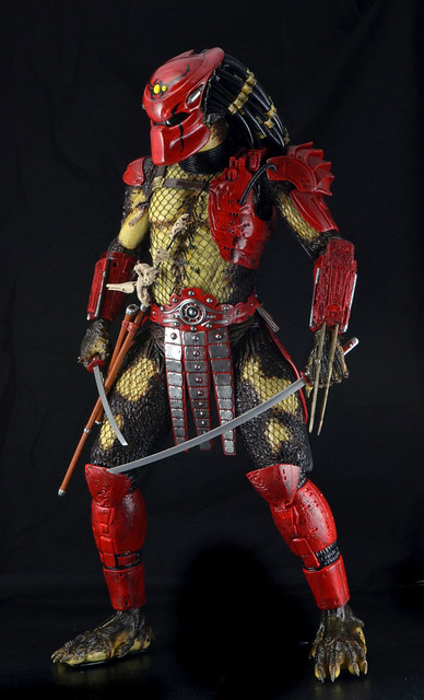 [Neca] Batman: Dead End - Big Red Predator e Elder Predator 1/4 scale 9085288246_d2aee87ef1_z