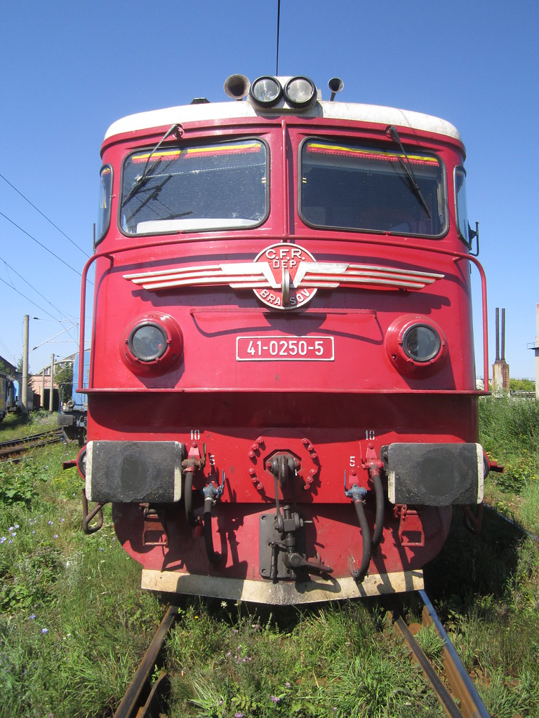 Depoul de Locomotive - Brasov 9364925804_504210c5b0_b