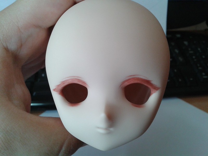 [Tutorial] Como maquillar una cabeza de Dollfie Dream , DD head 01 . 10002571556_f1be8b55da_c